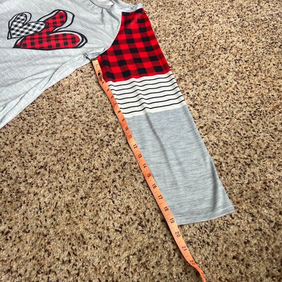 Buffalo Plaid Heart Gray Long Sleeve Top Size M - Picture 8 of 9